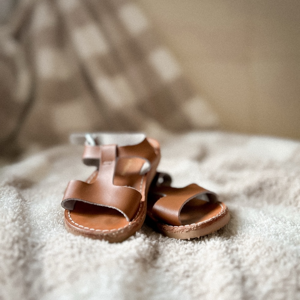 Freshly picked sandals